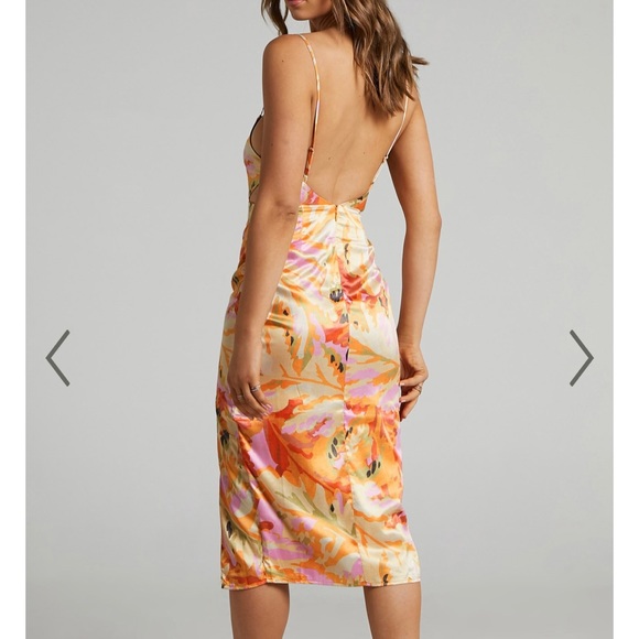 ✨Showpo Floral Cutout Midi Dress - Picture 2 of 10